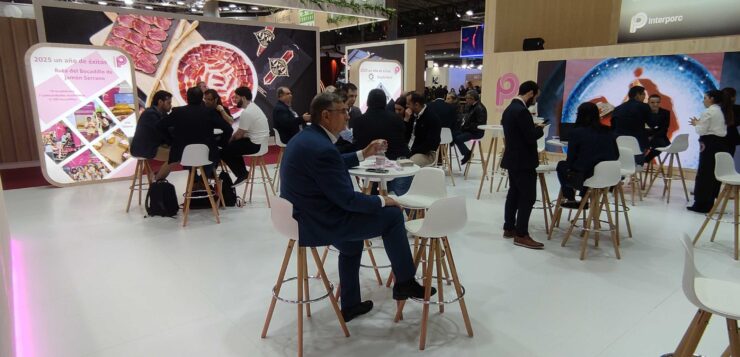 INTERPORC refuerza la presencia del porcino español en Alimentaria con más de 2.500 visitantes en su estand